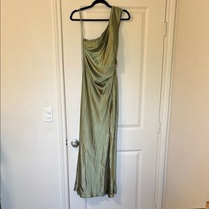 Elegant One Shoulder Green Dress